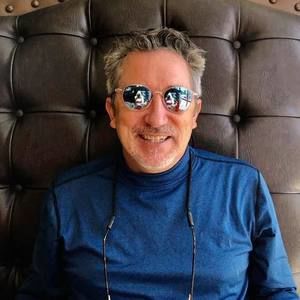 Meet your Posher, Bruce